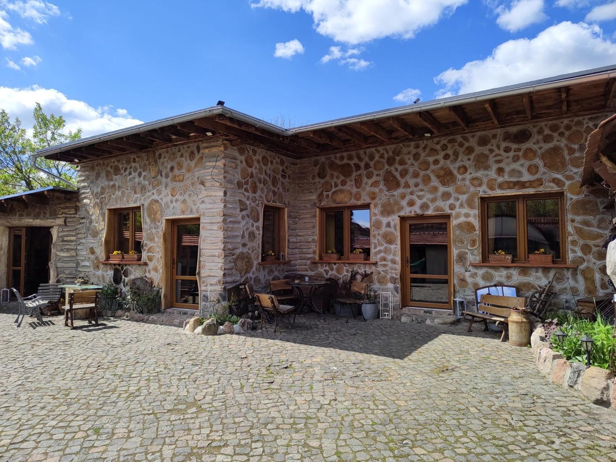 Pokoje Goscinne Skalnik - Agroturystyka Kostrzyn nad Odra Bagian luar foto